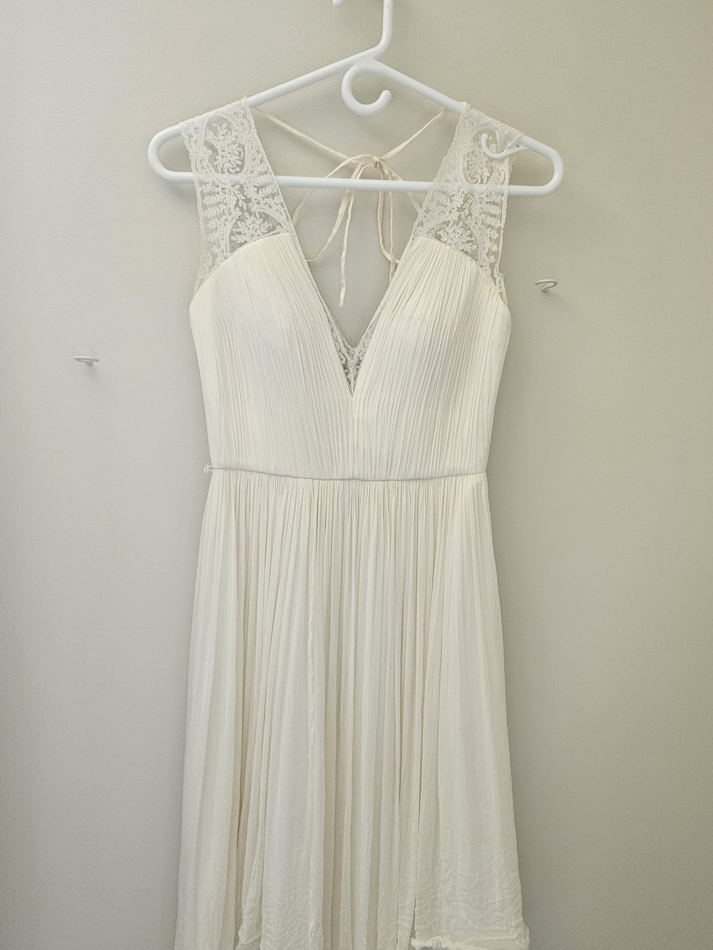 Silk Catherine Deane Ivory Wedding Bridal Lace-Trim Deep V-Neck Second Dress